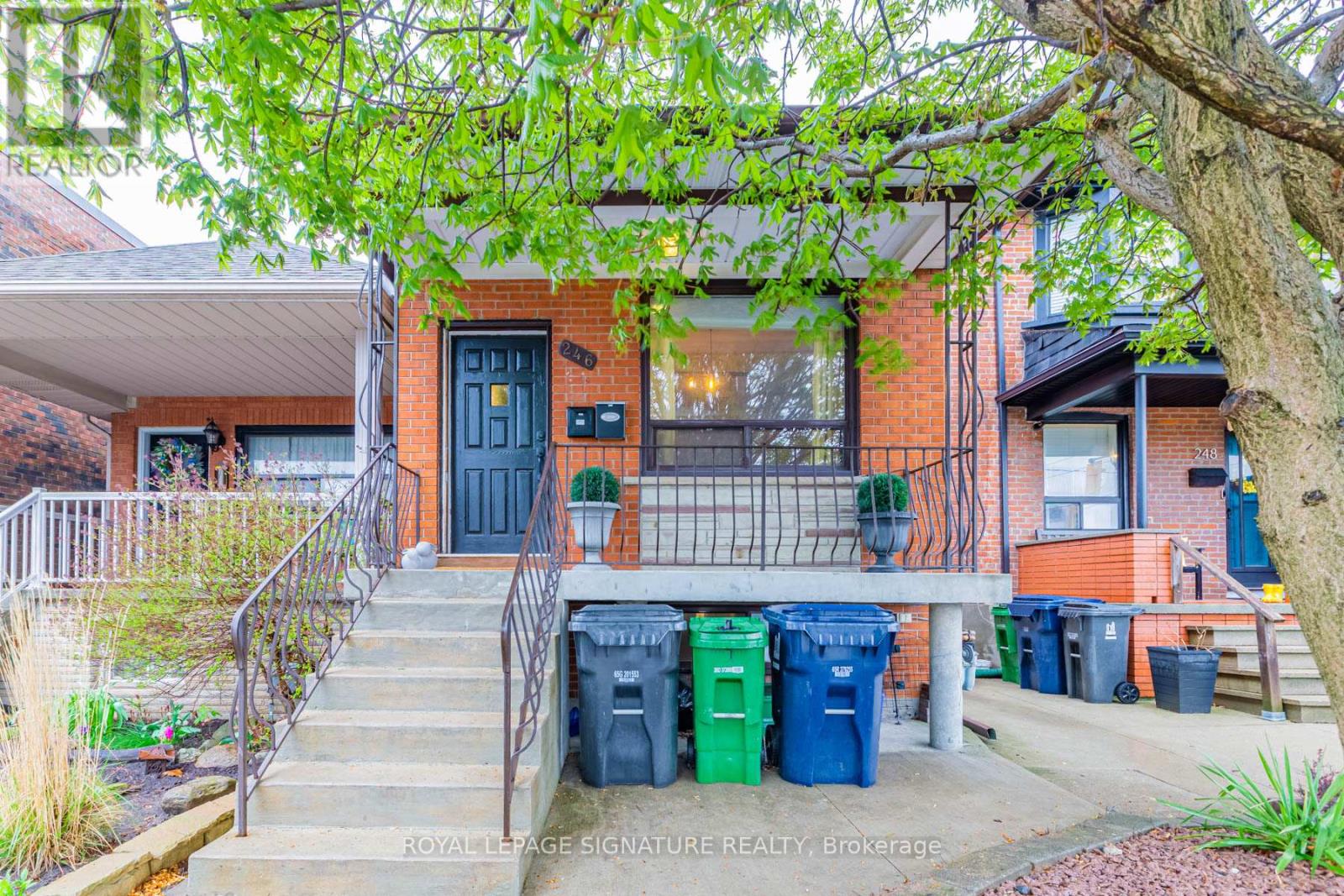 Lower - 246 Nairn Avenue, Toronto, Ontario  M6E 4H4 - Photo 1 - W12254787