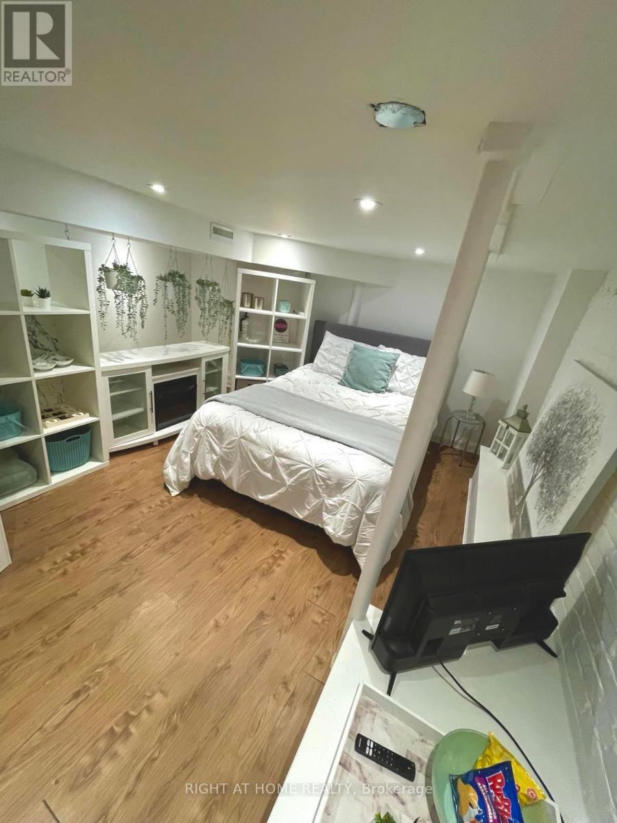 Basement - 1054 Dufferin Street, Toronto, Ontario  M6H 4B6 - Photo 2 - W12254793