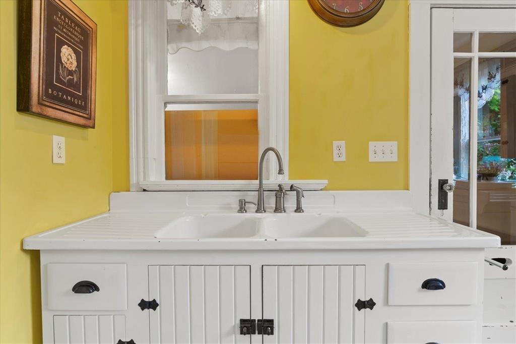 45766 Reece Avenue, Chilliwack Proper West, Chilliwack, British Columbia  V2P 2Z5 - Photo 9 - R3021424