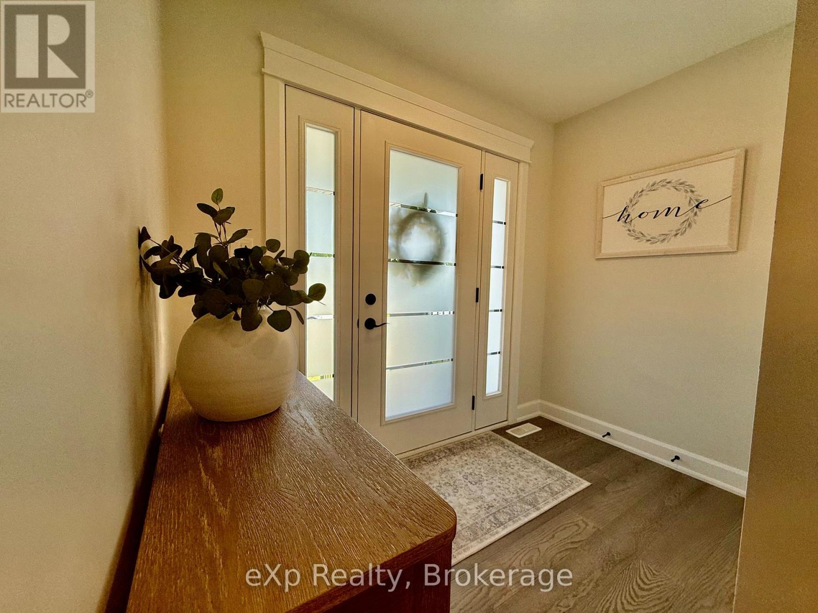 113 Second Street, Brockton, Ontario  N0G 2V0 - Photo 3 - X12254817