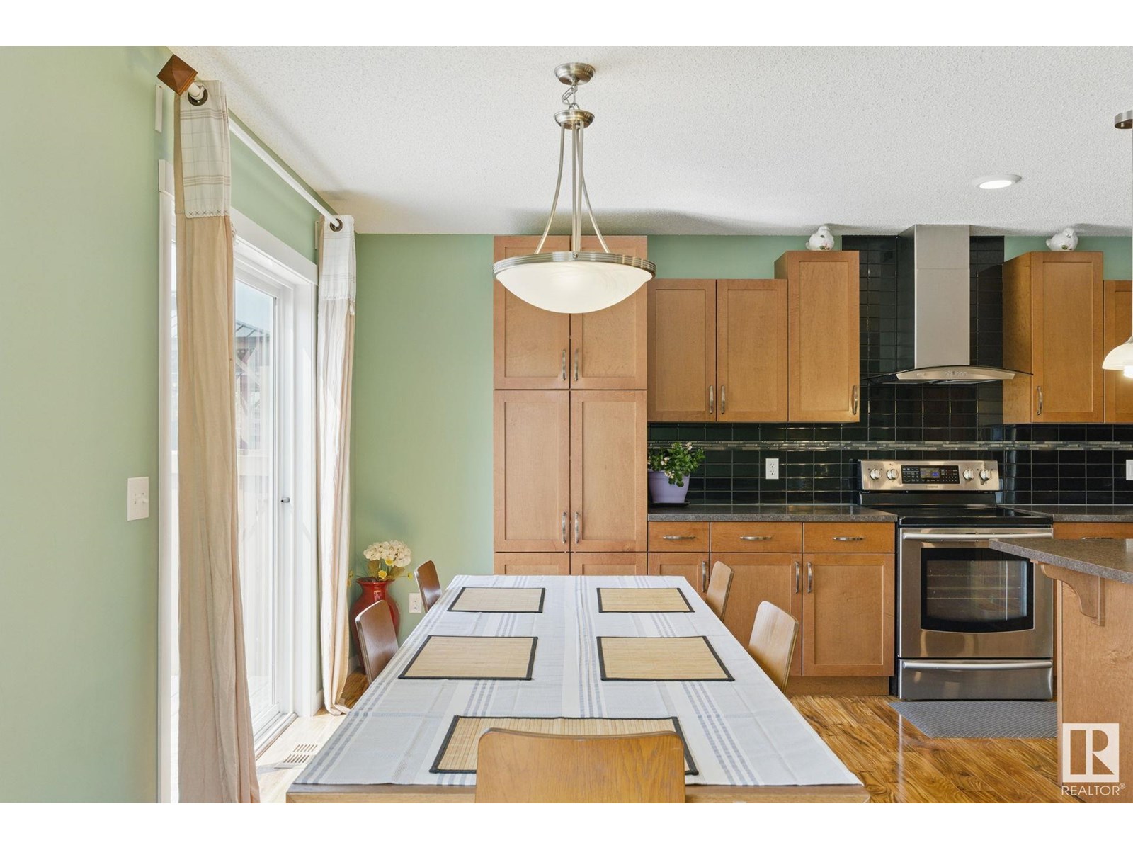 1403 30 Av Nw, Edmonton, Alberta  T6T 0V7 - Photo 11 - E4440582