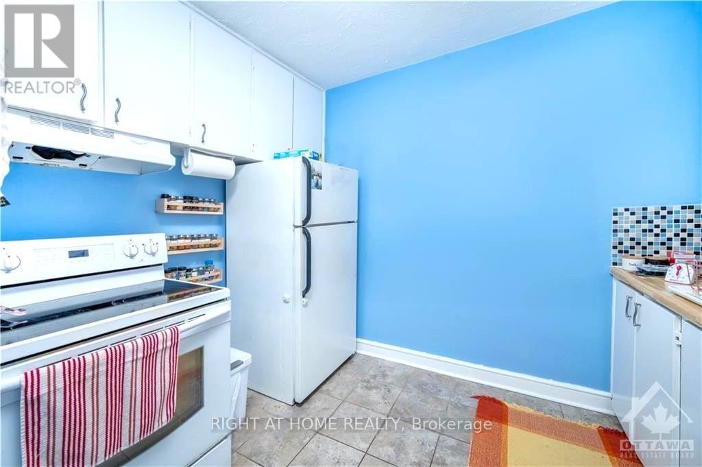 333 Levis Avenue, Ottawa, Ontario  K1L 6G9 - Photo 9 - X12254845