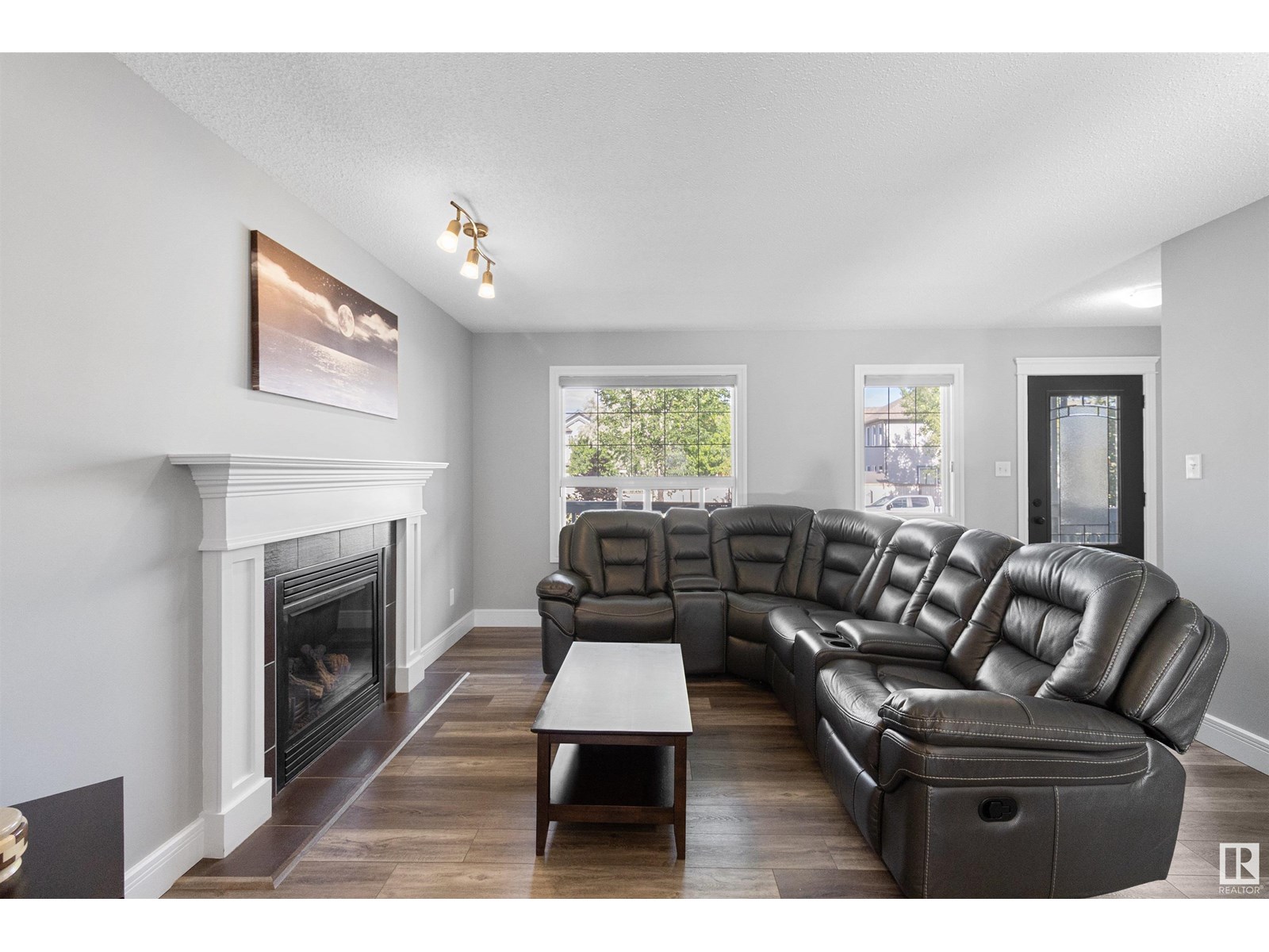 Property at 4276 SUMMERLAND DR image 4