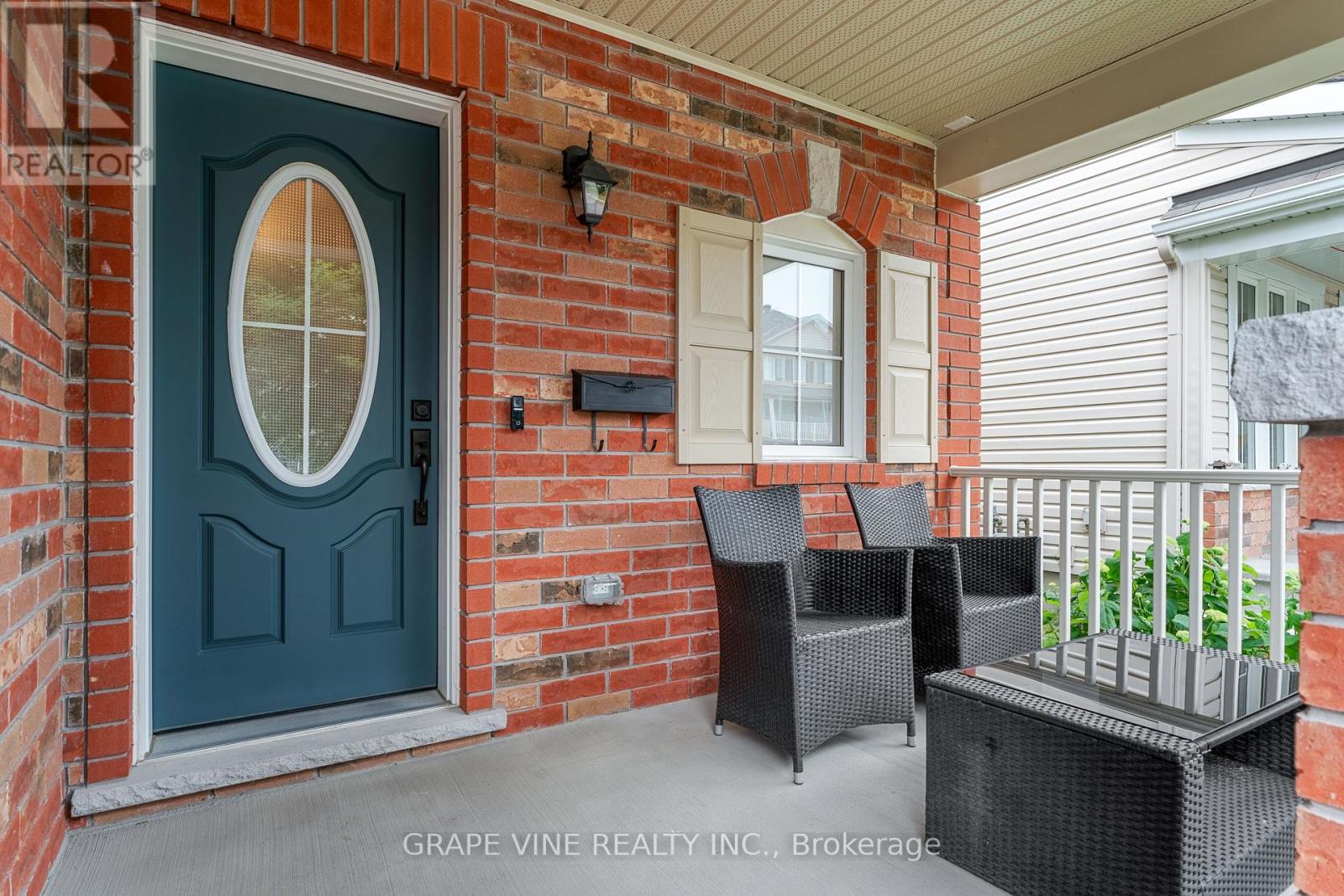 Property at 284 SUMMER DAYS WALK image 4