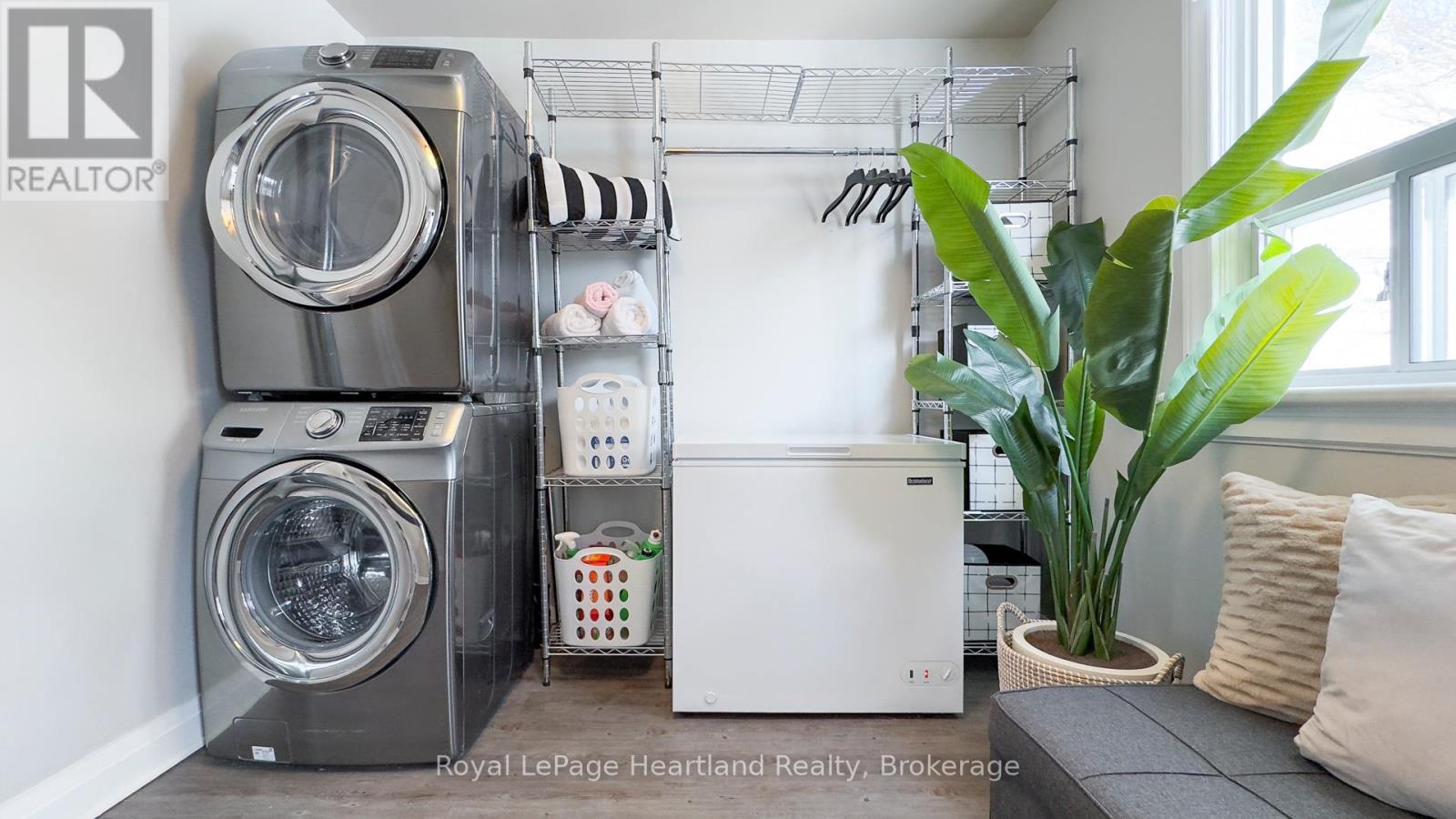 305 Mary Street, Goderich (Goderich (Town)), Ontario  N7A 3B3 - Photo 14 - X12254856