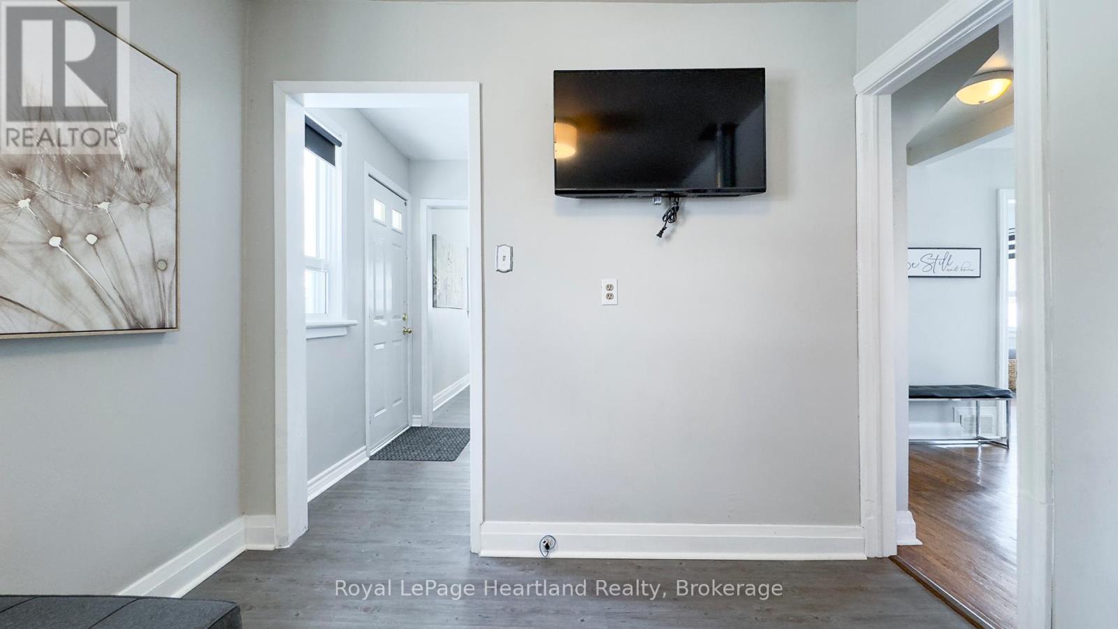 305 Mary Street, Goderich (Goderich (Town)), Ontario  N7A 3B3 - Photo 15 - X12254856