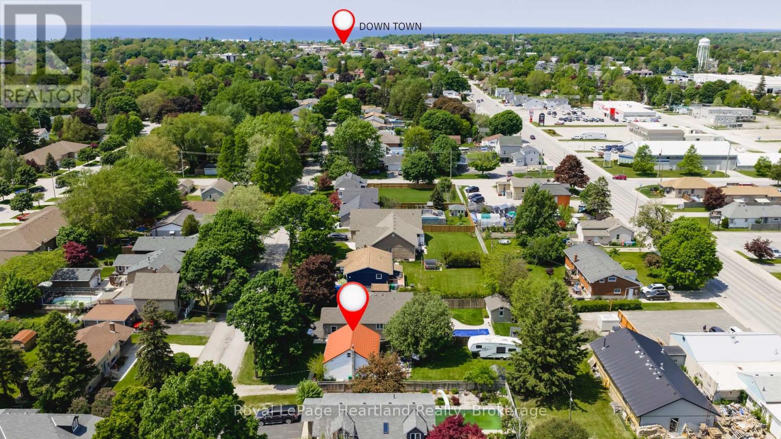 Property at 305 MARY STREET image 2