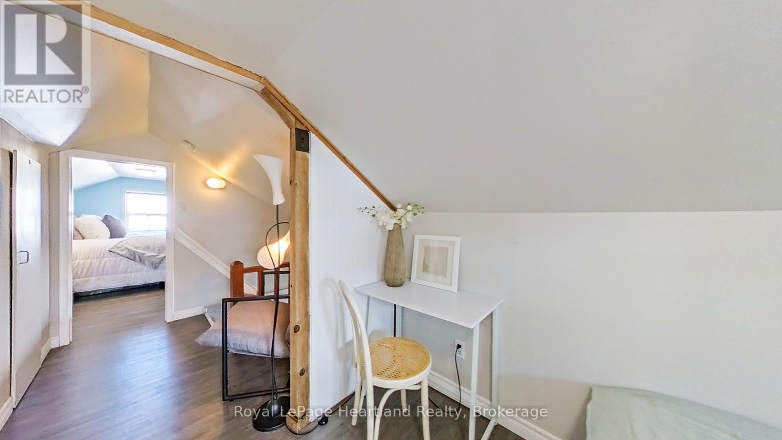 305 Mary Street, Goderich (Goderich (Town)), Ontario  N7A 3B3 - Photo 20 - X12254856