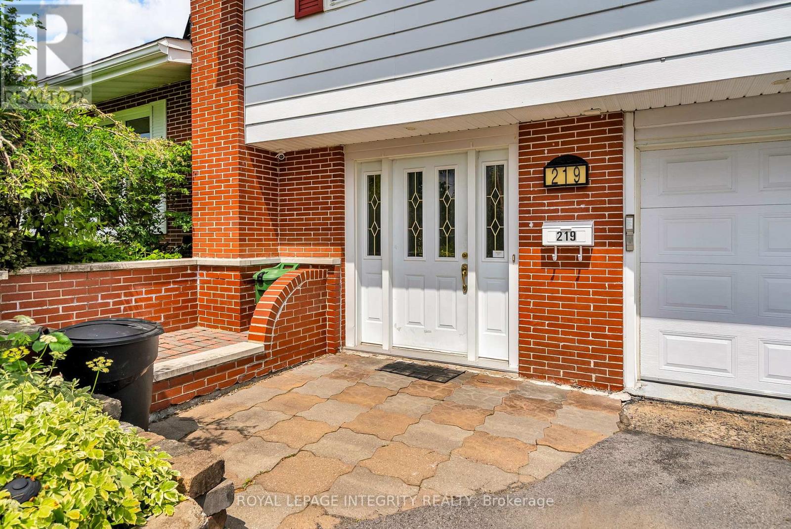Property at 219 PESCOD AVENUE image 3