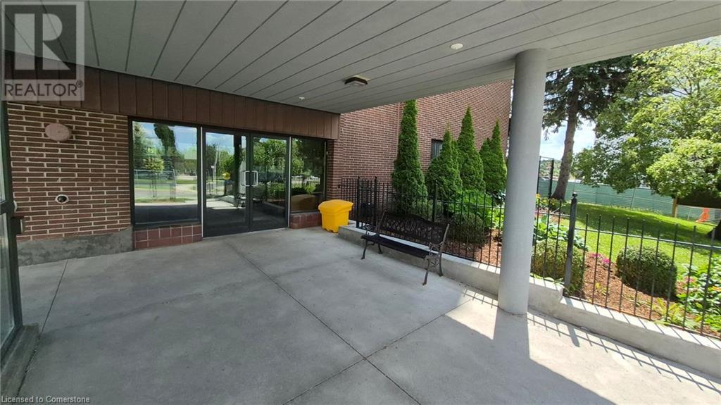 Property at 279 CHANDLER Drive Unit# 706 image 5