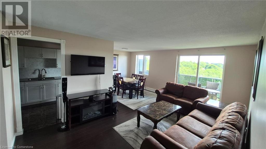 279 Chandler Drive Unit# 706, Kitchener, Ontario  N2E 1X6 - Photo 17 - 40745440