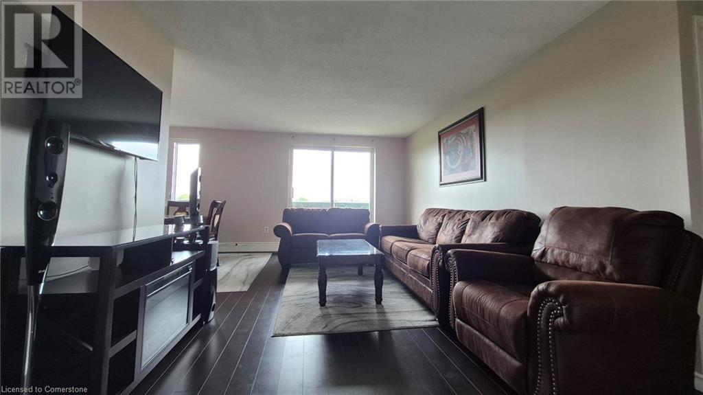 279 Chandler Drive Unit# 706, Kitchener, Ontario  N2E 1X6 - Photo 12 - 40745440