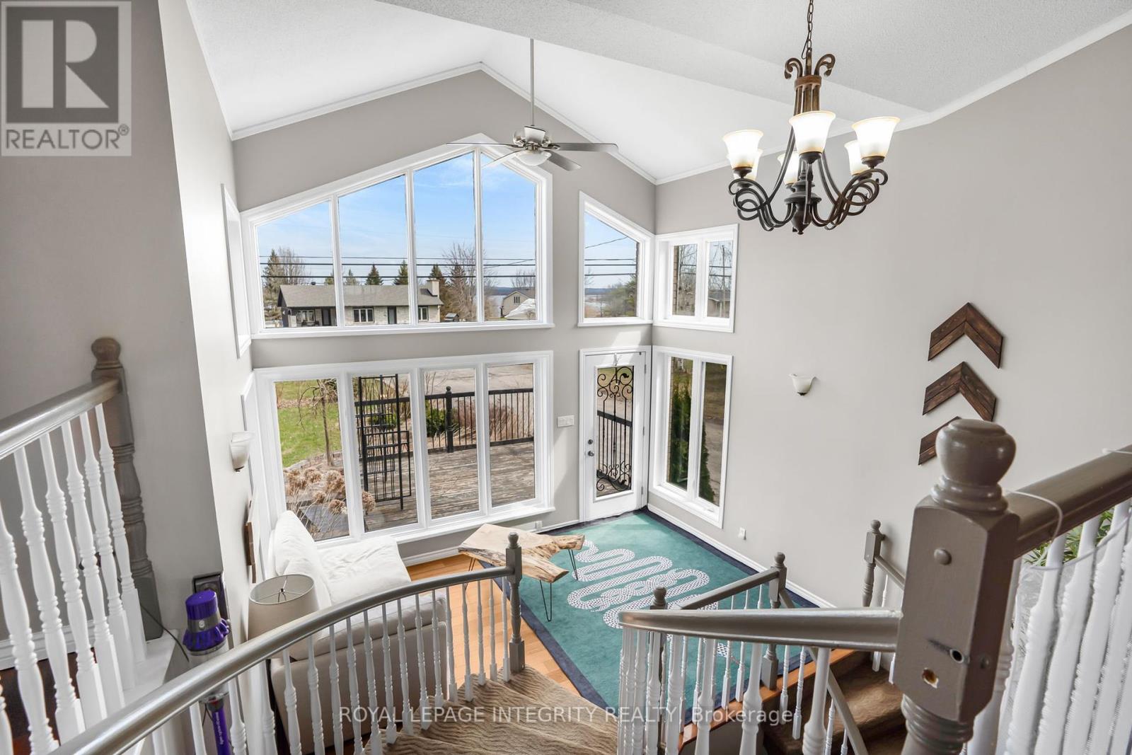 Property at 2864 PRINCIPALE STREET image 4