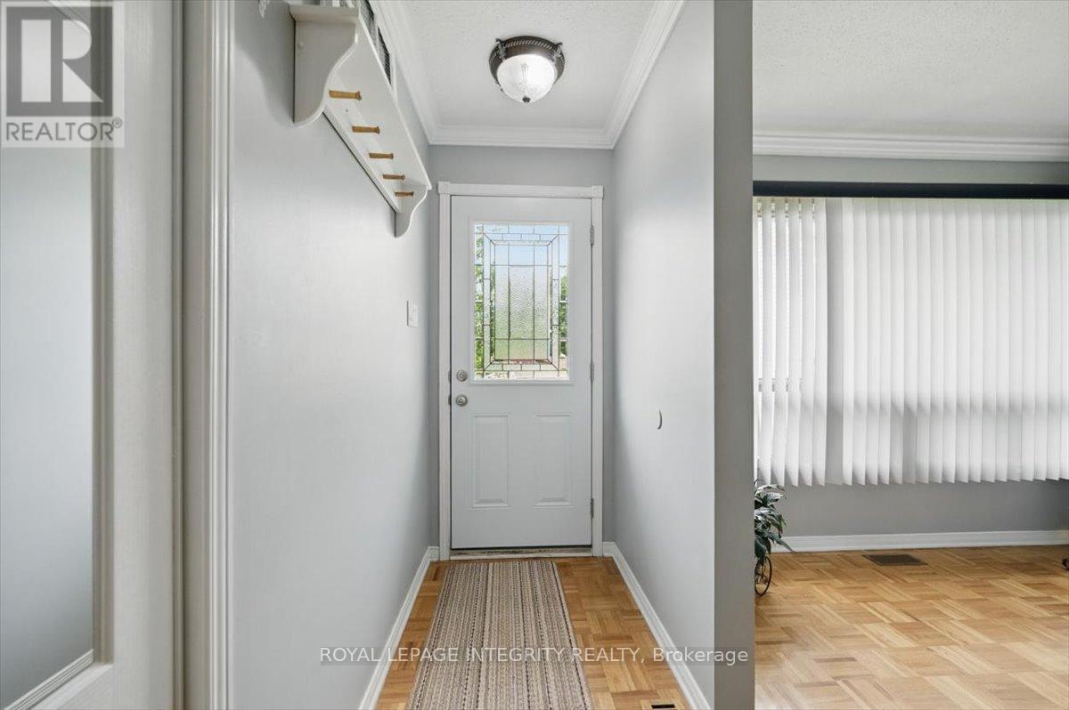 Property at 521 ROBERT STREET image 4