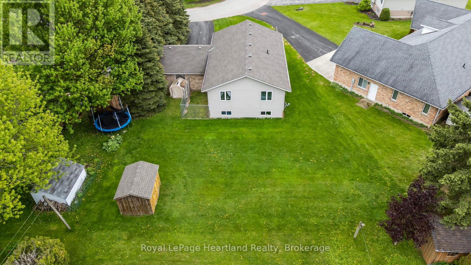 50 Mcdonald Drive, Huron East, Ontario  N0G 1H0 - Photo 3 - X12254864