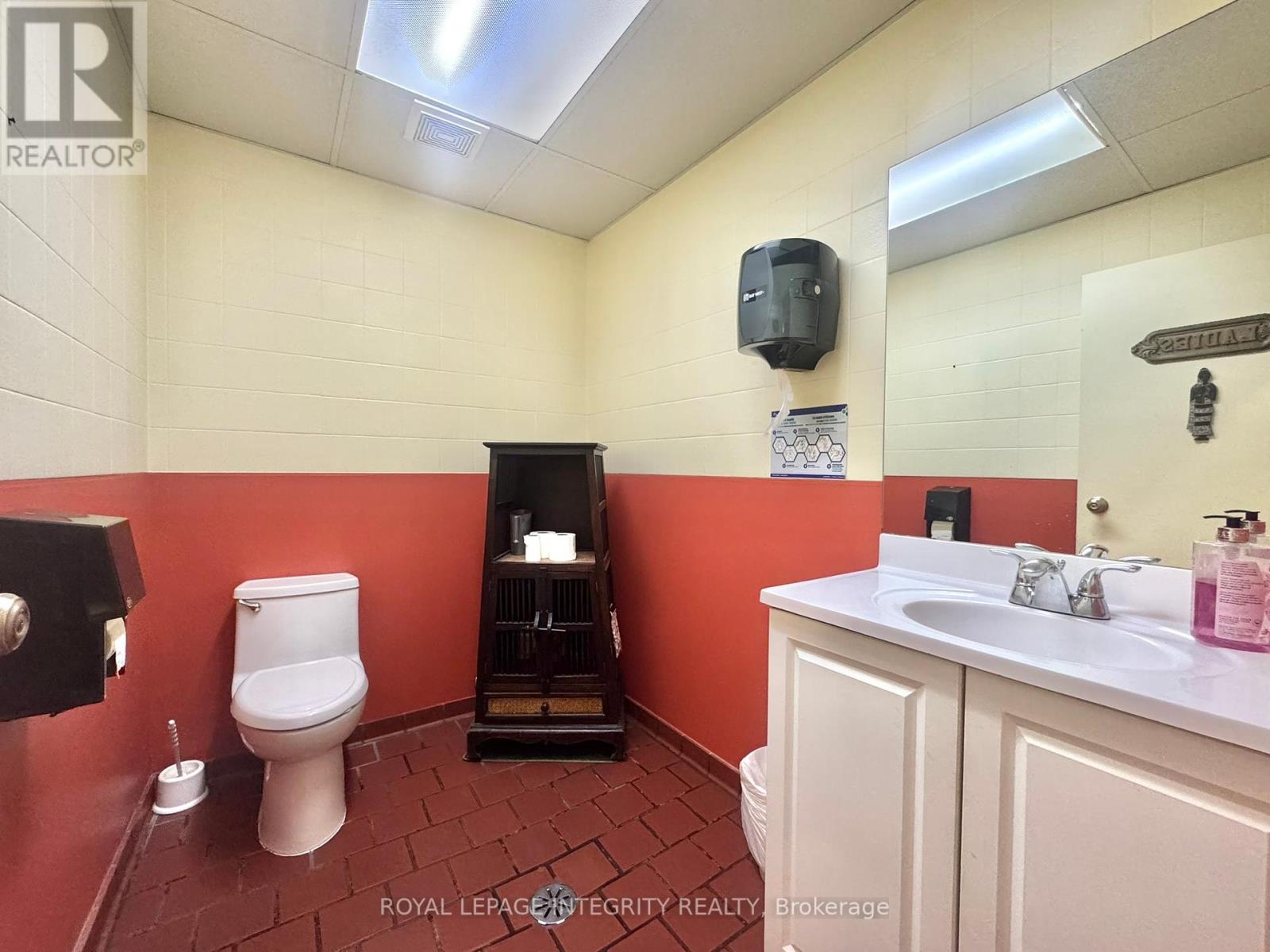 7 - 2280 Carling Avenue, Ottawa, Ontario  K2B 7G1 - Photo 13 - X12223214