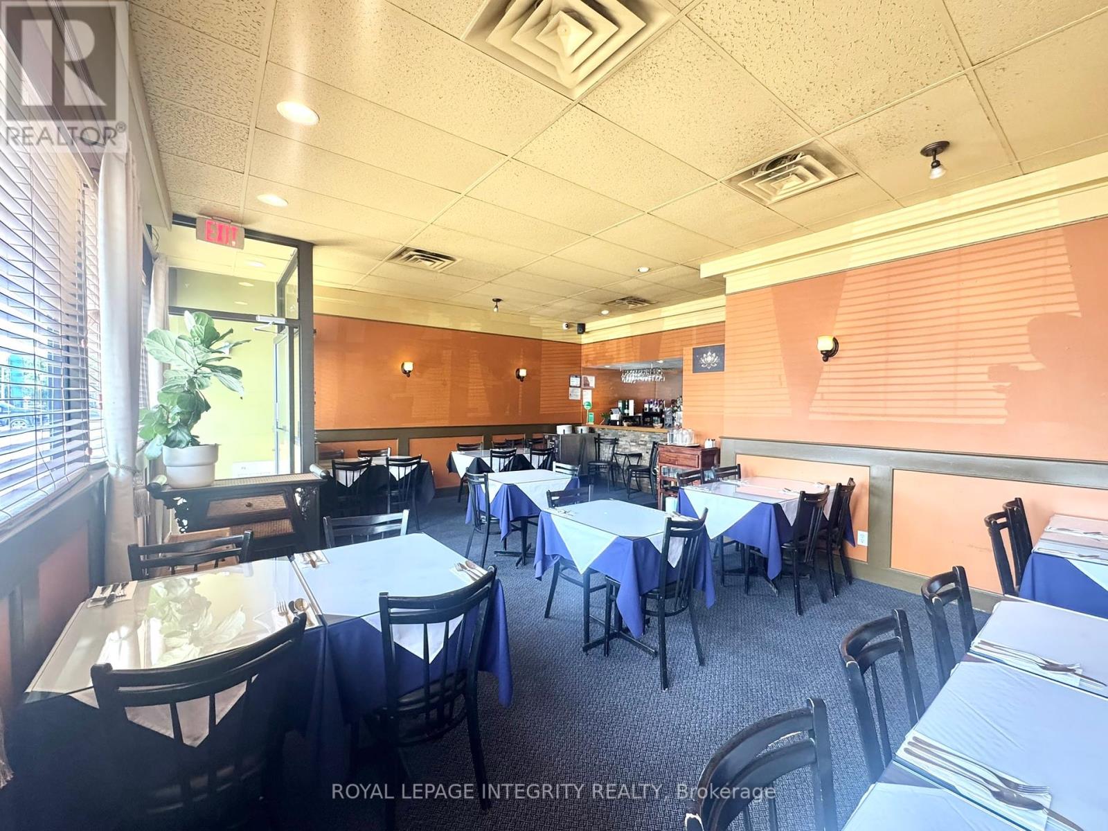 7 - 2280 Carling Avenue, Ottawa, Ontario  K2B 7G1 - Photo 3 - X12223214