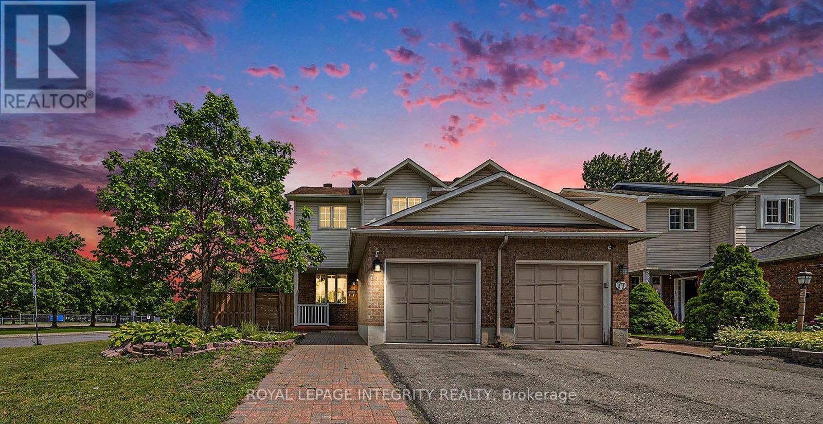 Property at 79 WOODFORD WAY image 1