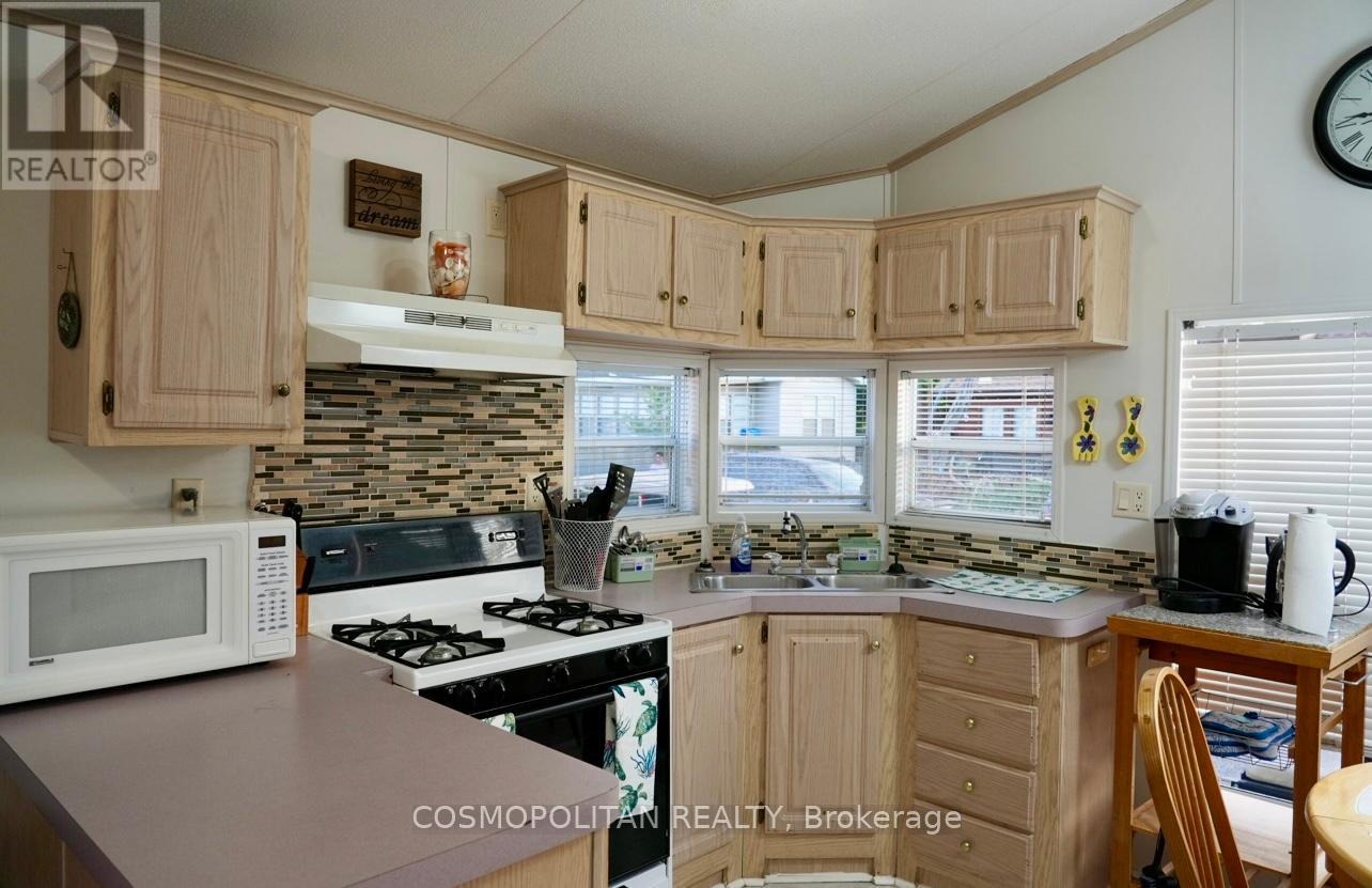 24 Quarry View, Port Colborne, Ontario  L0S 1R0 - Photo 6 - X12254884