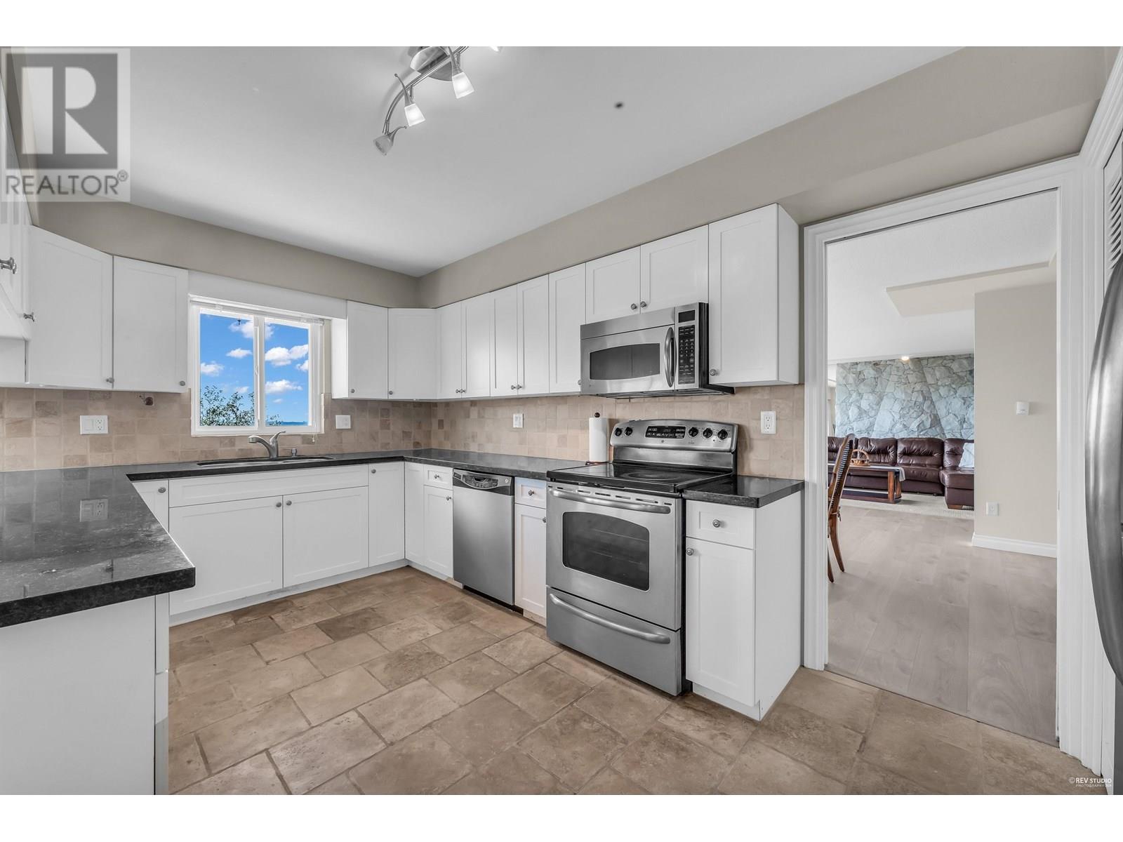 1368 Tyrol Road, West Vancouver, British Columbia  V7S 2L6 - Photo 14 - R3021687