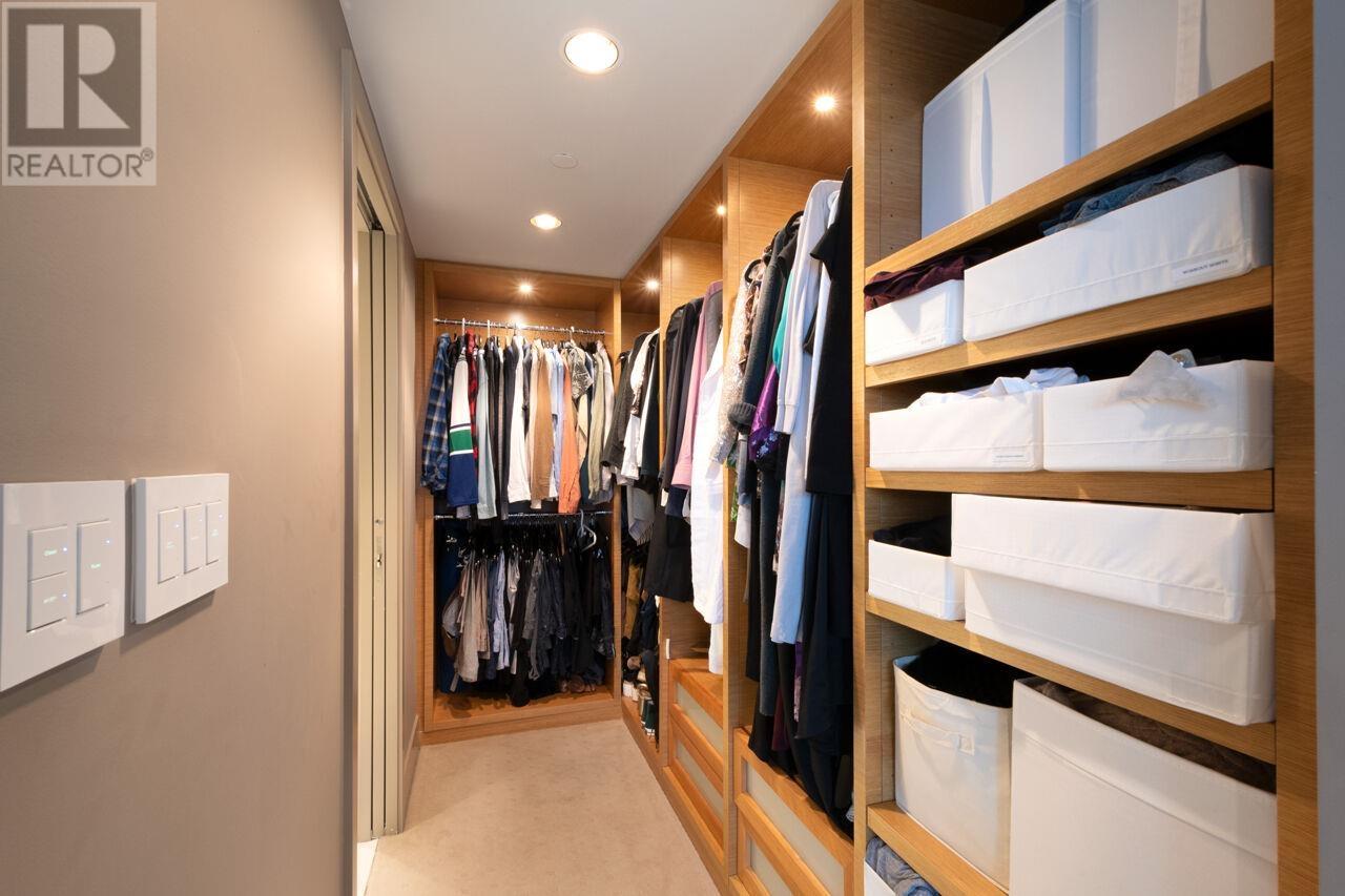 Listing Picture 14 of 40 : 3202 667 HOWE STREET, Vancouver / 溫哥華 - 魯藝地產 Yvonne Lu Group - MLS Medallion Club Member