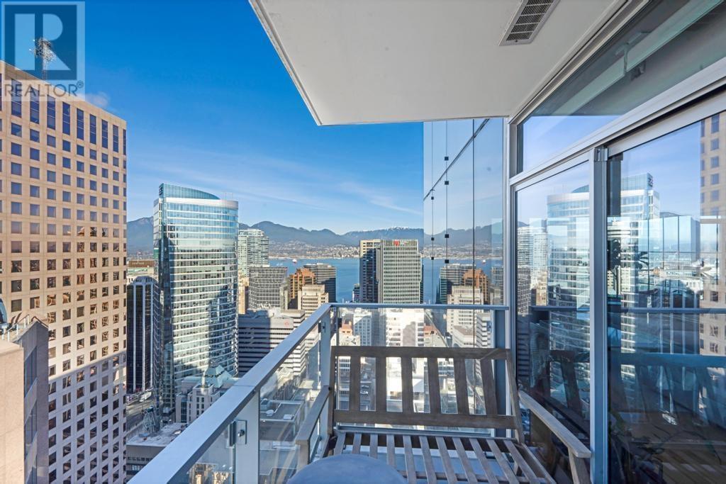 Listing Picture 8 of 40 : 3202 667 HOWE STREET, Vancouver / 溫哥華 - 魯藝地產 Yvonne Lu Group - MLS Medallion Club Member