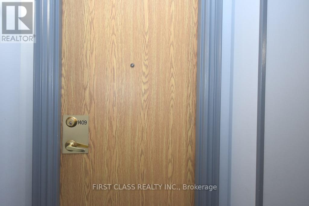 1409 - 300 Alton Tower Circle, Toronto, Ontario  M1V 4X9 - Photo 6 - E12254914
