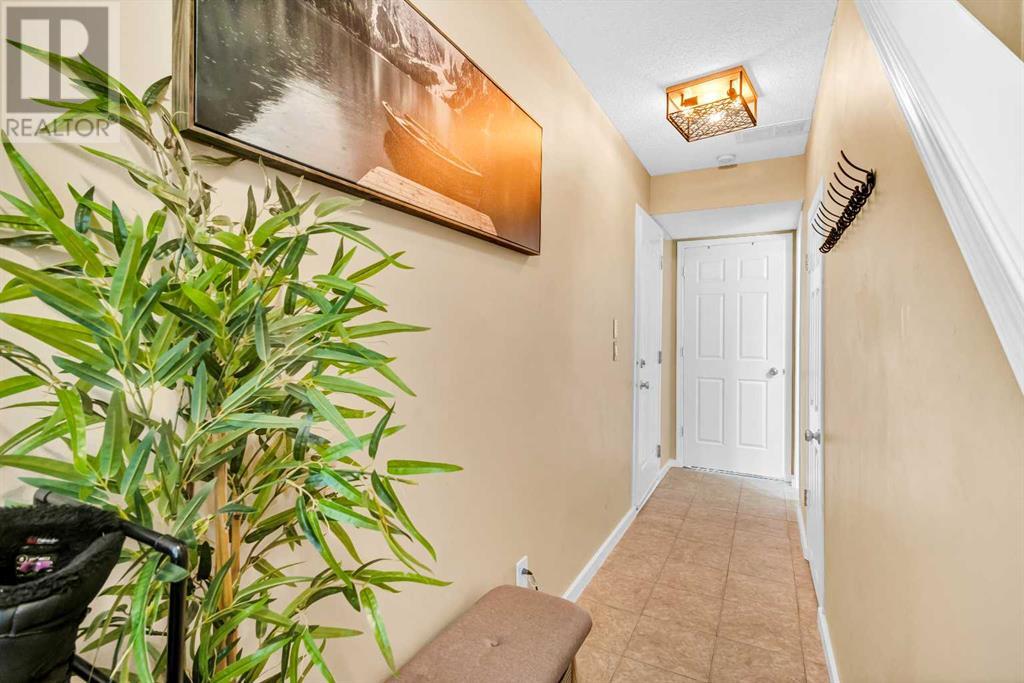 Property at 3, 200 Hidden Hills Terrace NW image 4