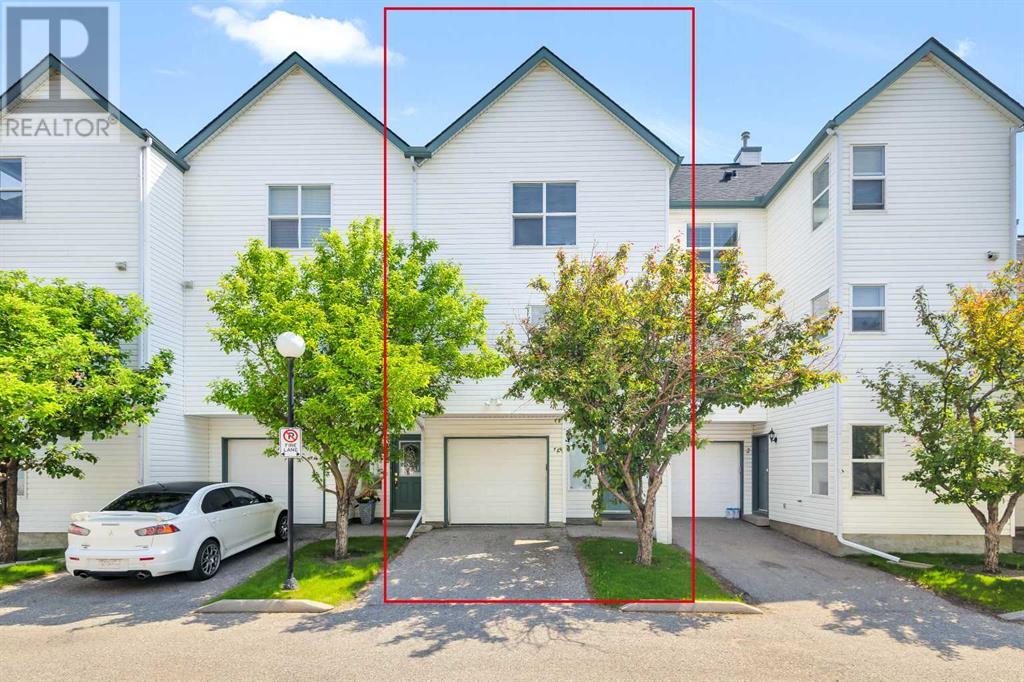 Property at 3, 200 Hidden Hills Terrace NW image 2