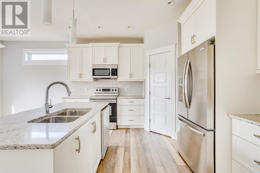 Property at 112 Beaverlodge Close image 5