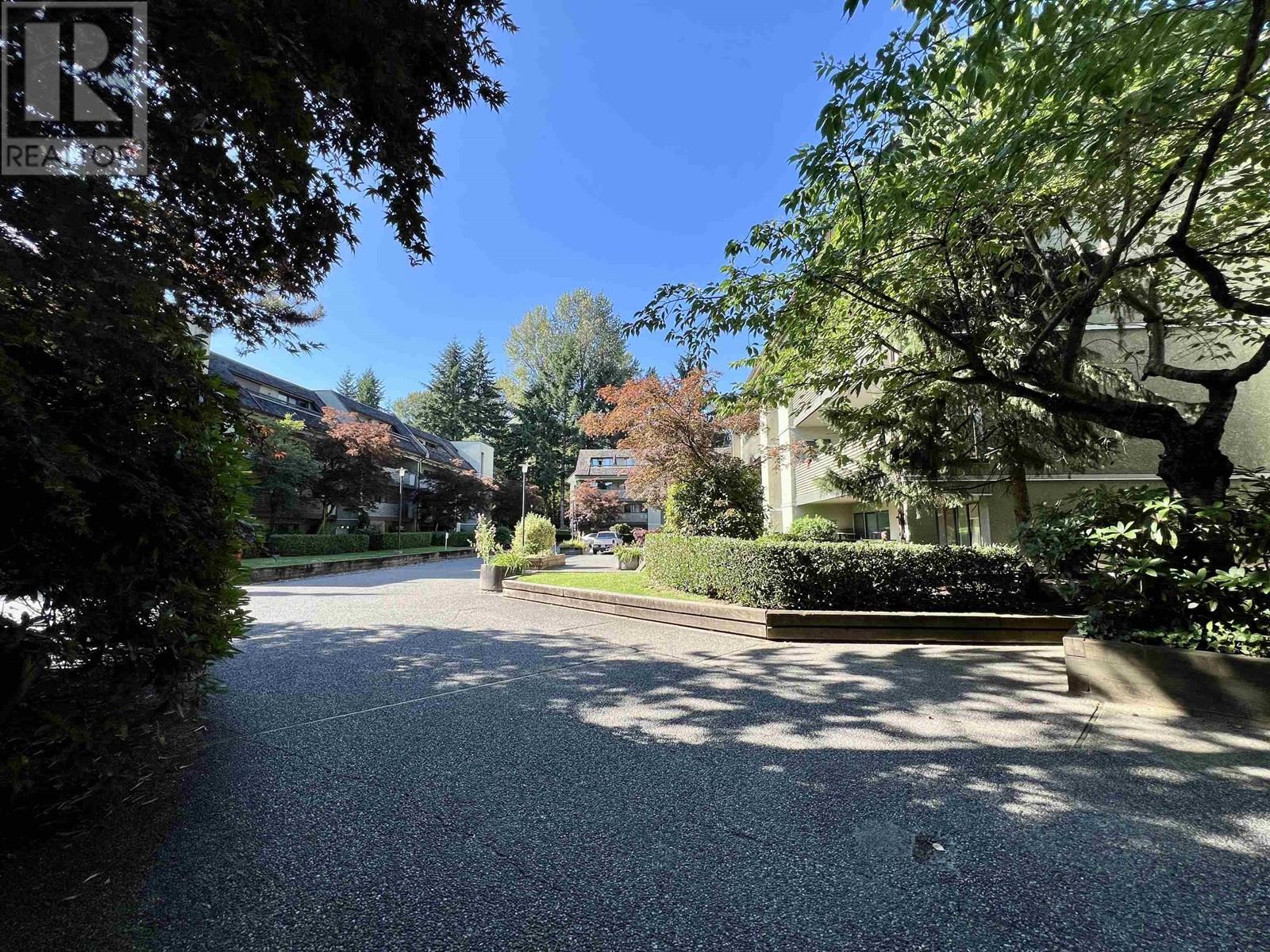 Property at 401 1210 PACIFIC STREET image 2