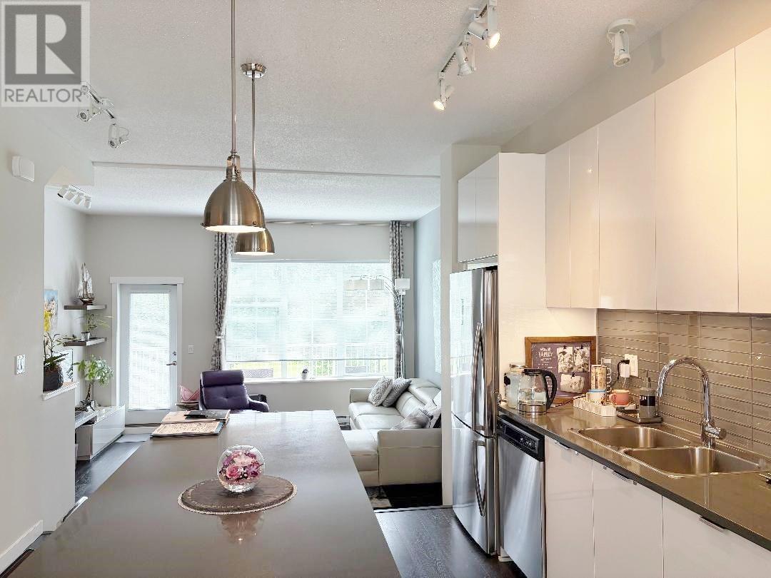 Property at 46 5550 ADMIRAL WAY image 5