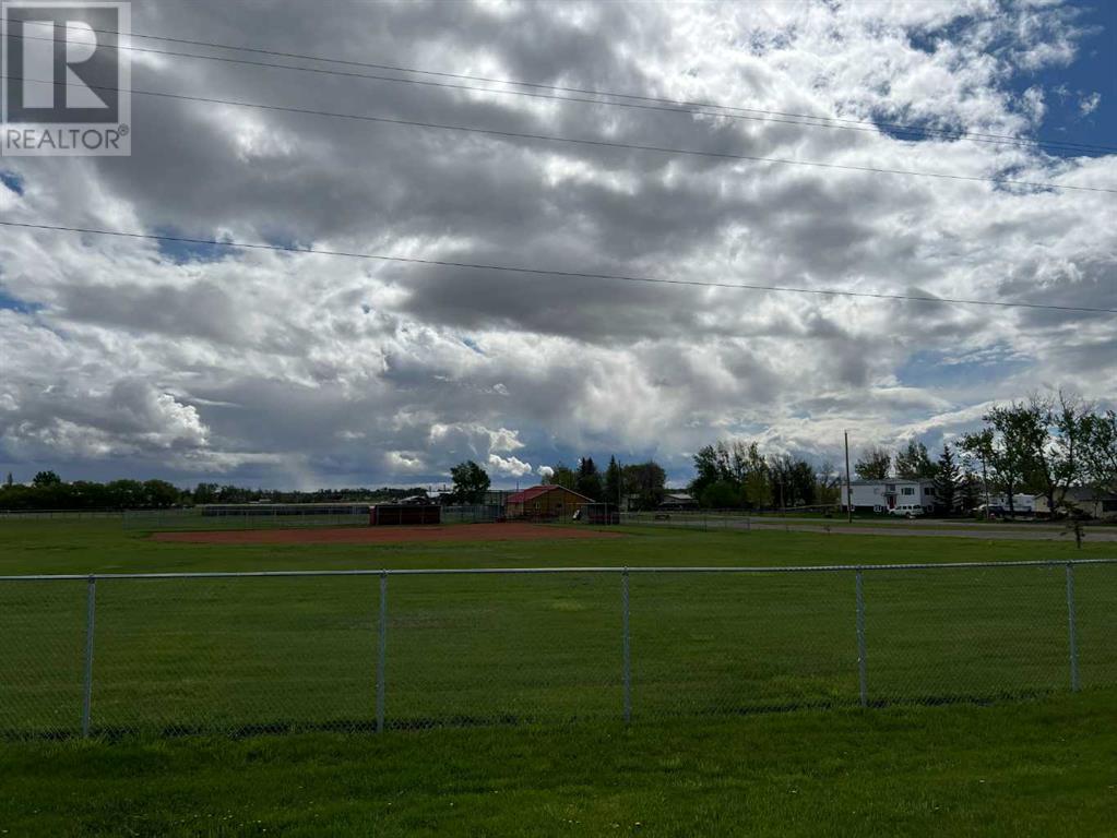 50 N Main Street, Hill Spring, Alberta  T0K 1E0 - Photo 28 - A2226590