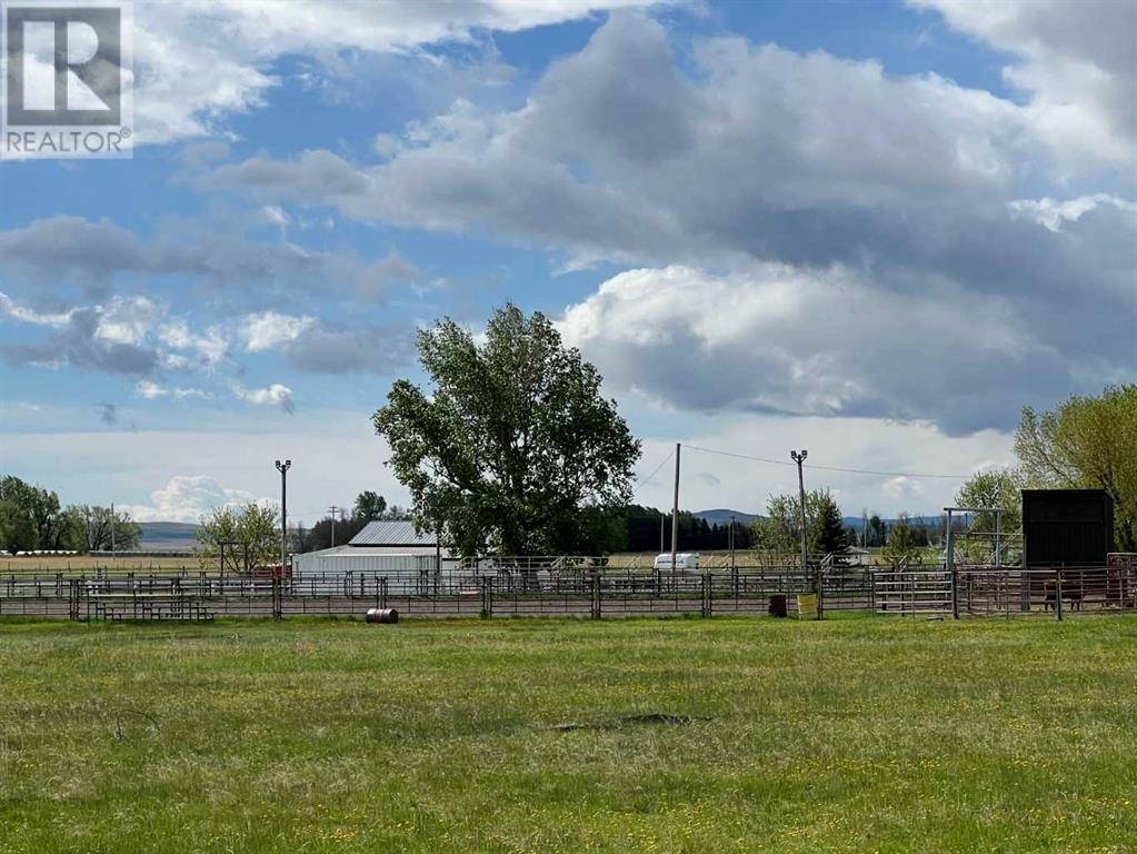 50 N Main Street, Hill Spring, Alberta  T0K 1E0 - Photo 31 - A2226590