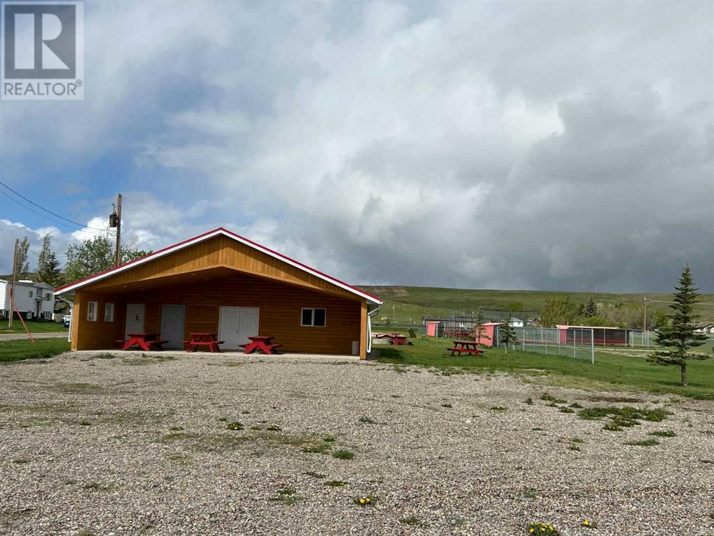 50 N Main Street, Hill Spring, Alberta  T0K 1E0 - Photo 35 - A2226590