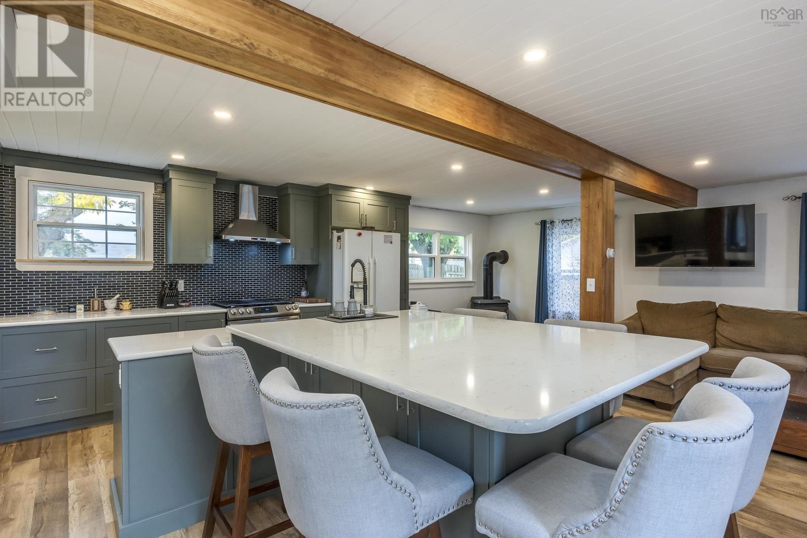 4814 Highway 1, South Berwick, Nova Scotia  B0P 1E0 - Photo 5 - 202509654