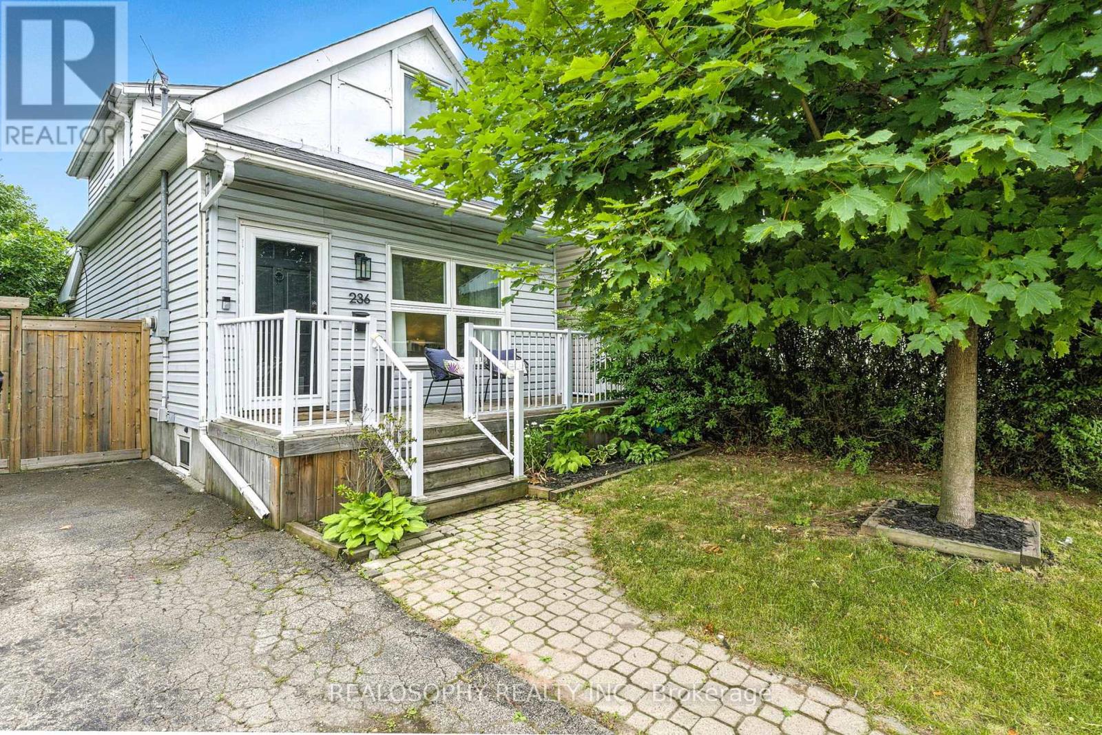 236 COPE STREET, Hamilton, Ontario