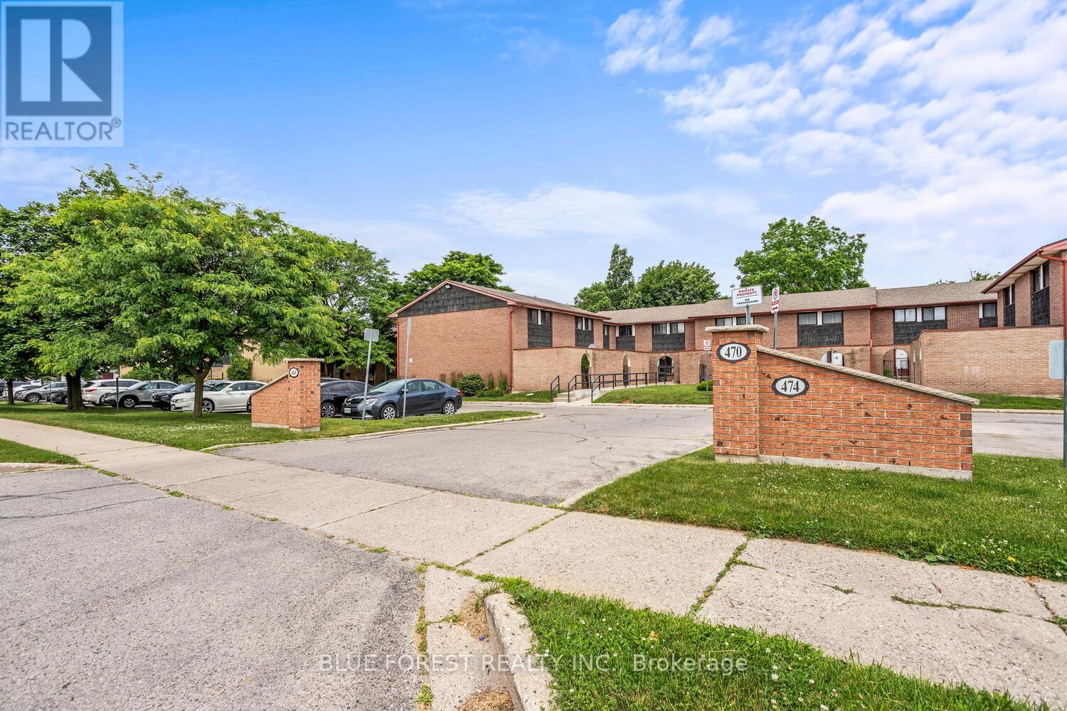 Property at 11 - 460 SOUTHDALE ROAD E image 2