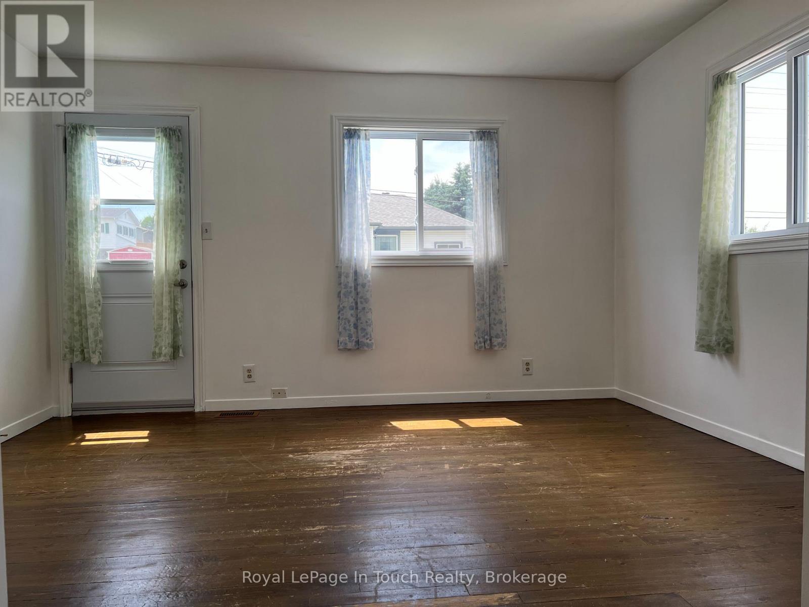Property at 11 EDWARD STREET image 5