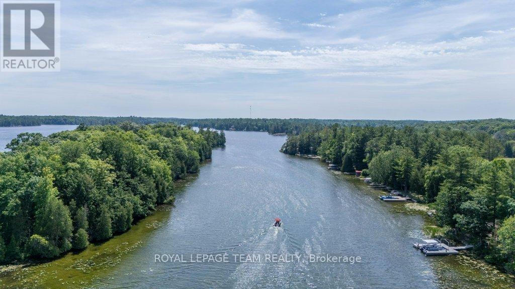 304 Hay Bay Lane, Leeds And The Thousand Islands, Ontario  K0E 1L0 - Photo 14 - X12255095