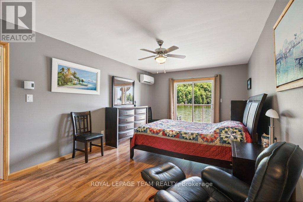 304 Hay Bay Lane, Leeds And The Thousand Islands, Ontario  K0E 1L0 - Photo 21 - X12255095