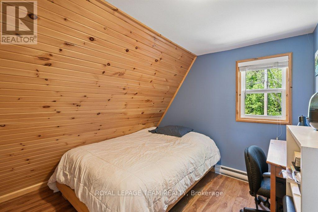 304 Hay Bay Lane, Leeds And The Thousand Islands, Ontario  K0E 1L0 - Photo 33 - X12255095