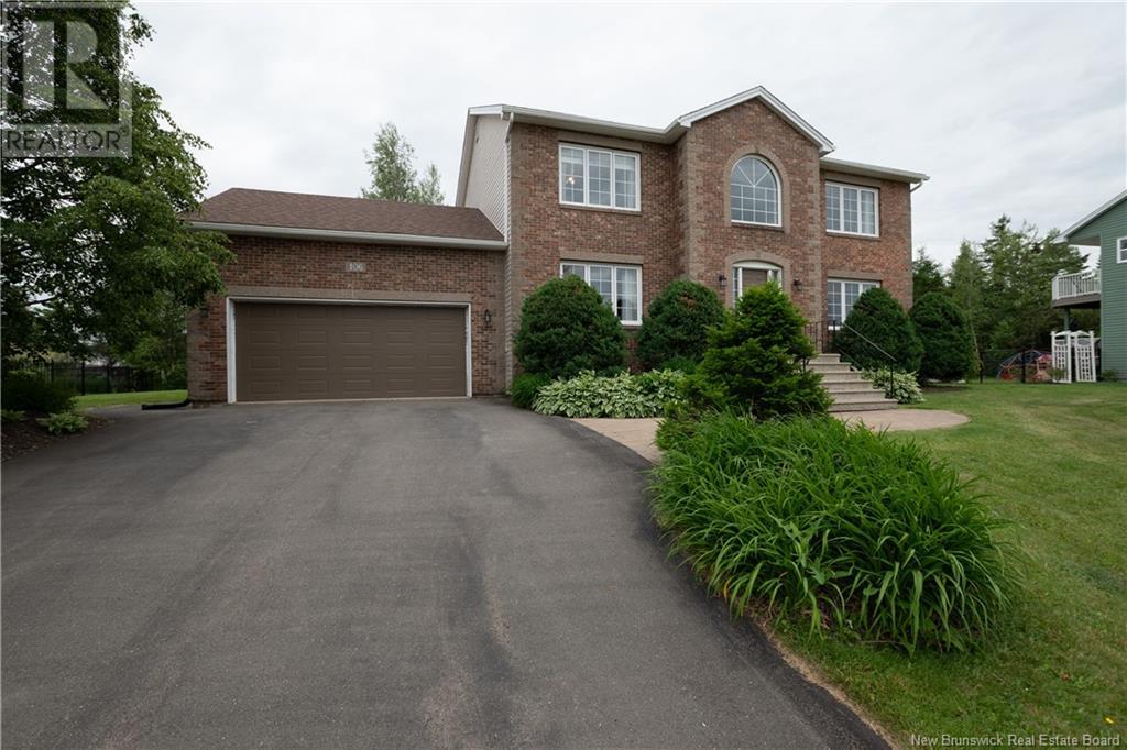 Property at 106 Royal Oaks Boulevard image 2