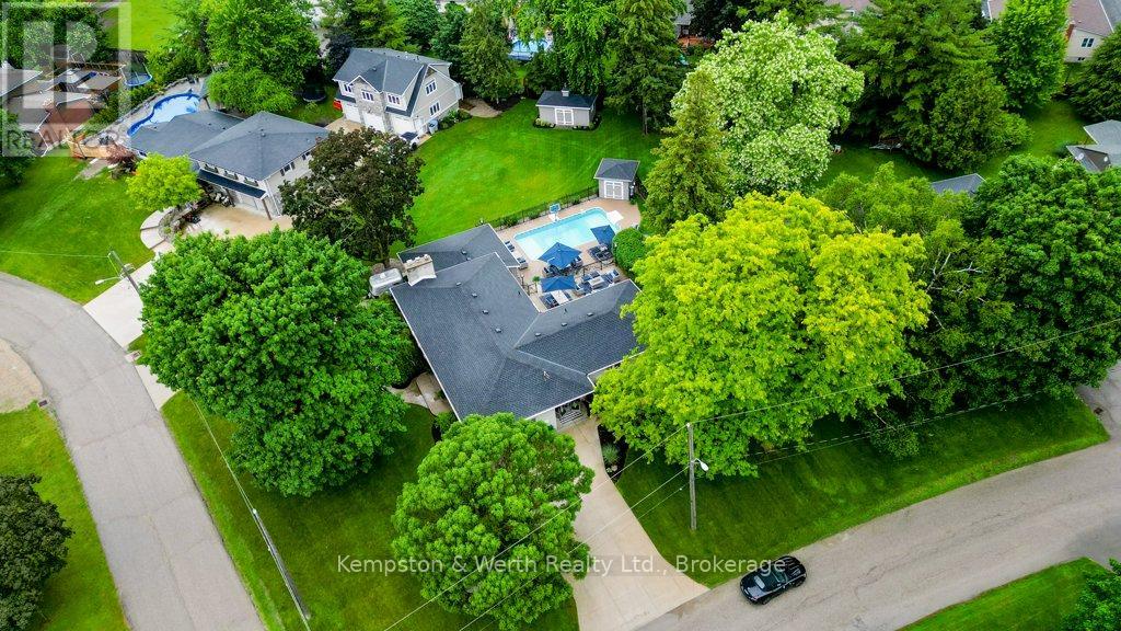 34 Jackson Crescent, North Perth, Ontario  N4W 1K3 - Photo 39 - X12255114