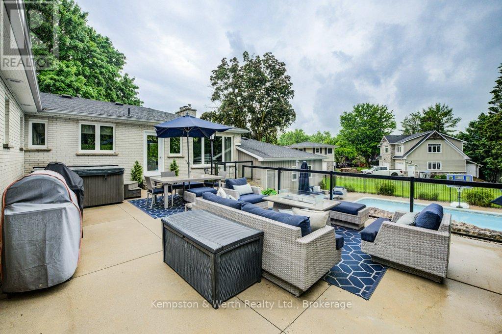 34 Jackson Crescent, North Perth, Ontario  N4W 1K3 - Photo 43 - X12255114