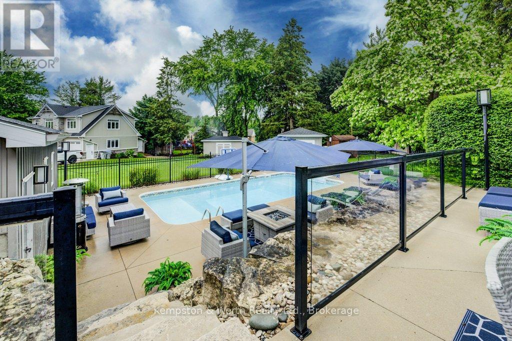 34 Jackson Crescent, North Perth, Ontario  N4W 1K3 - Photo 45 - X12255114