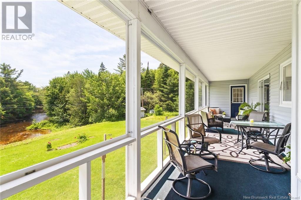 Property at 39 Haines Crescent image 5