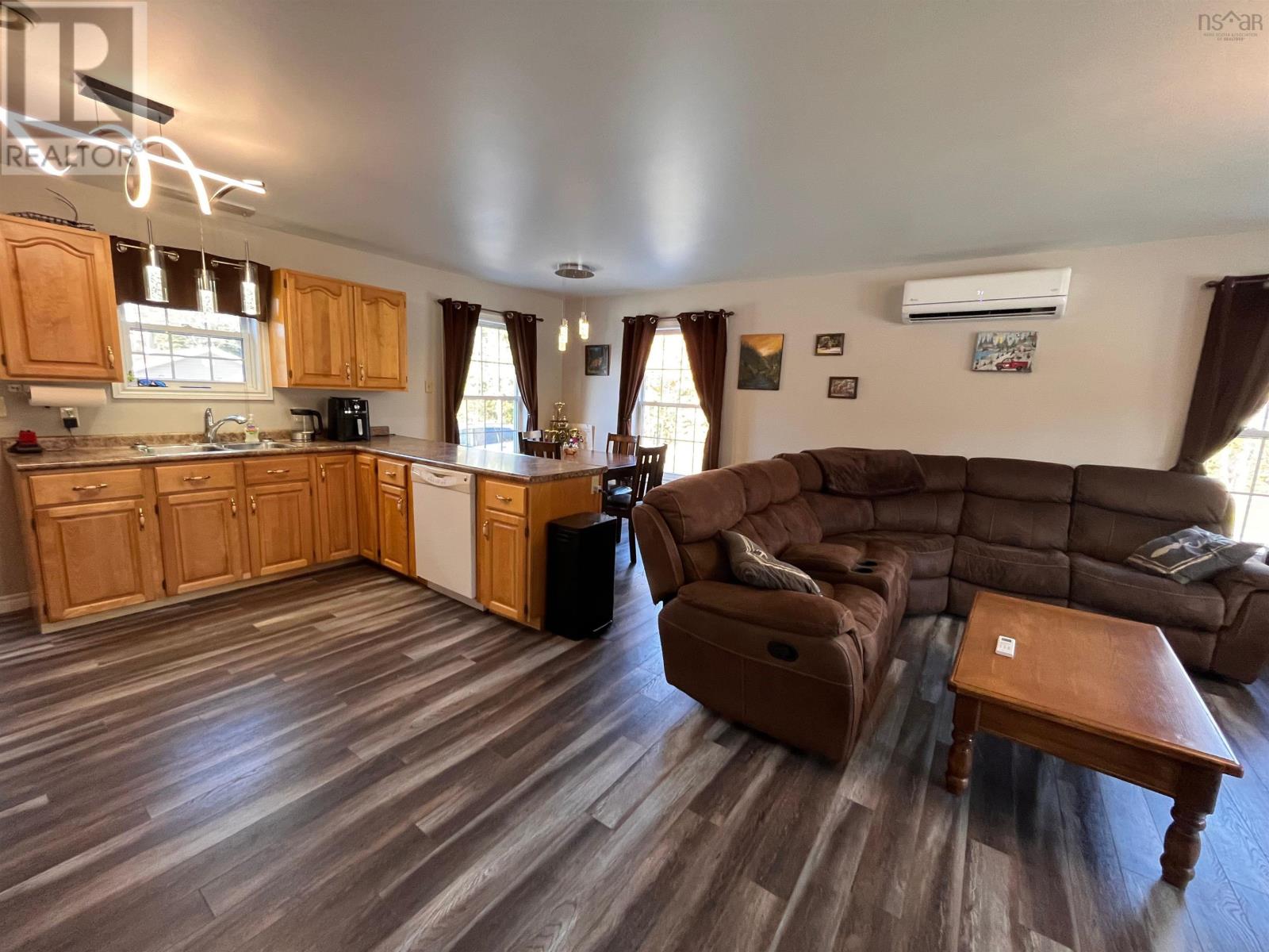835 Highway 203, Kemptville, Nova Scotia  B5A 5R3 - Photo 5 - 202516220