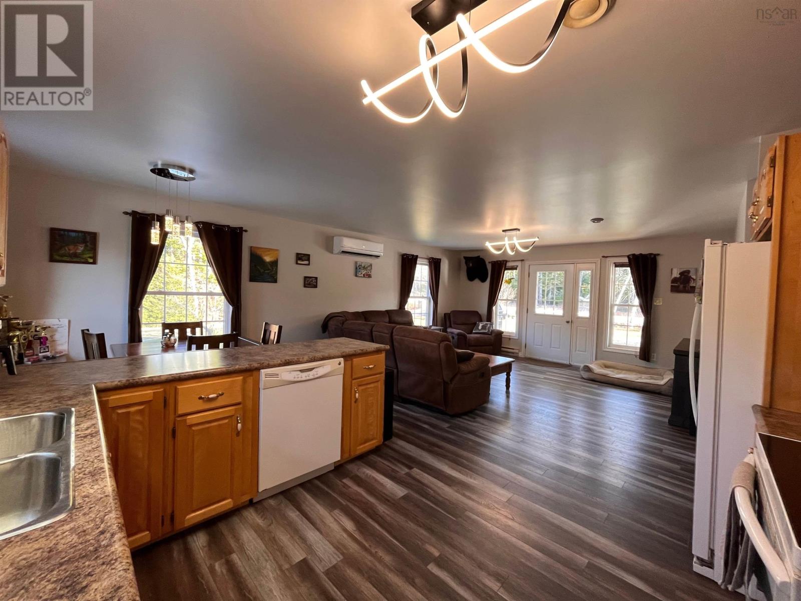 835 Highway 203, Kemptville, Nova Scotia  B5A 5R3 - Photo 3 - 202516220