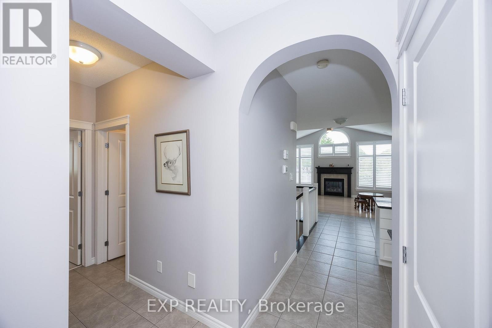 31 Gertie Street, Ottawa, Ontario  K0A 2Z0 - Photo 3 - X12255138
